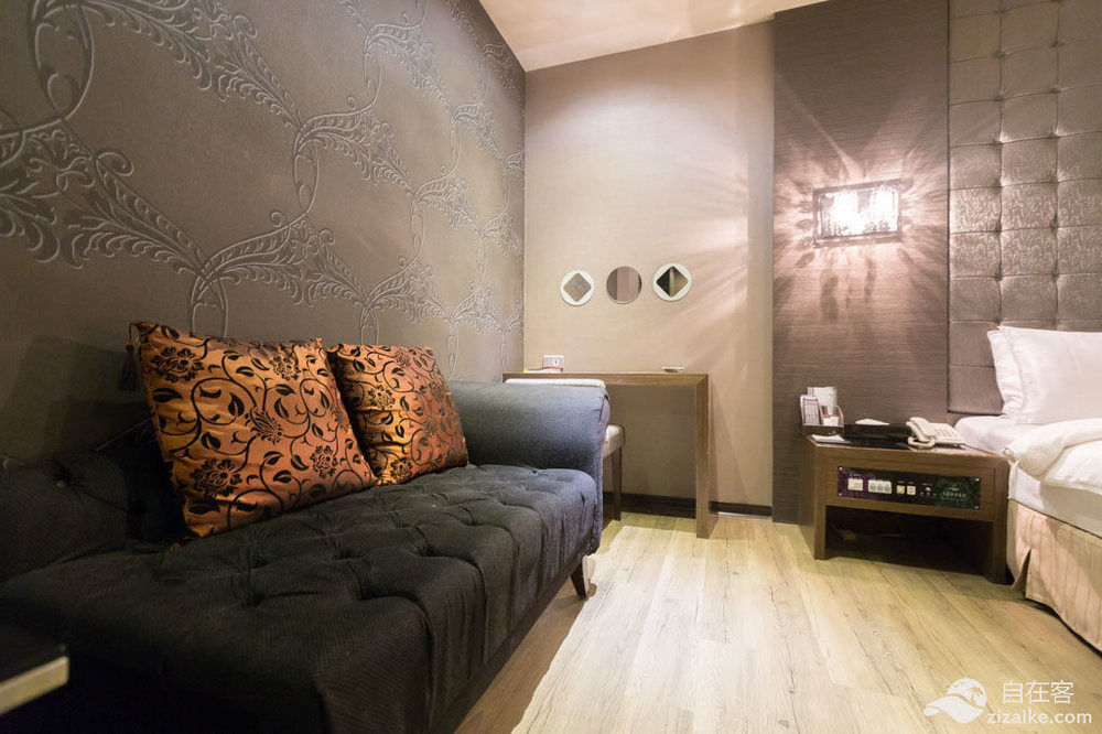 The Riverside Hotel Fashion Kaohsiung Exterior photo