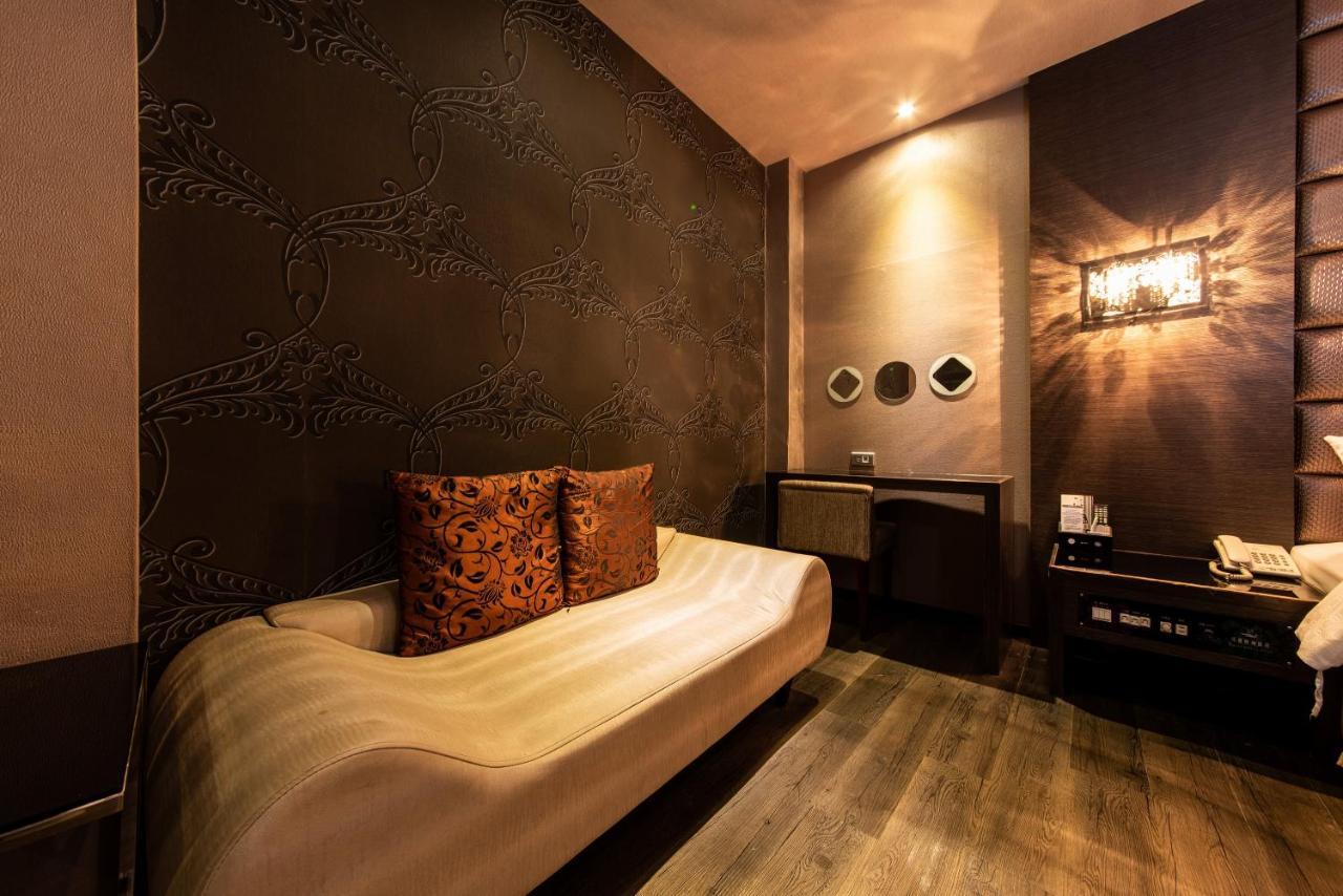 The Riverside Hotel Fashion Kaohsiung Exterior photo
