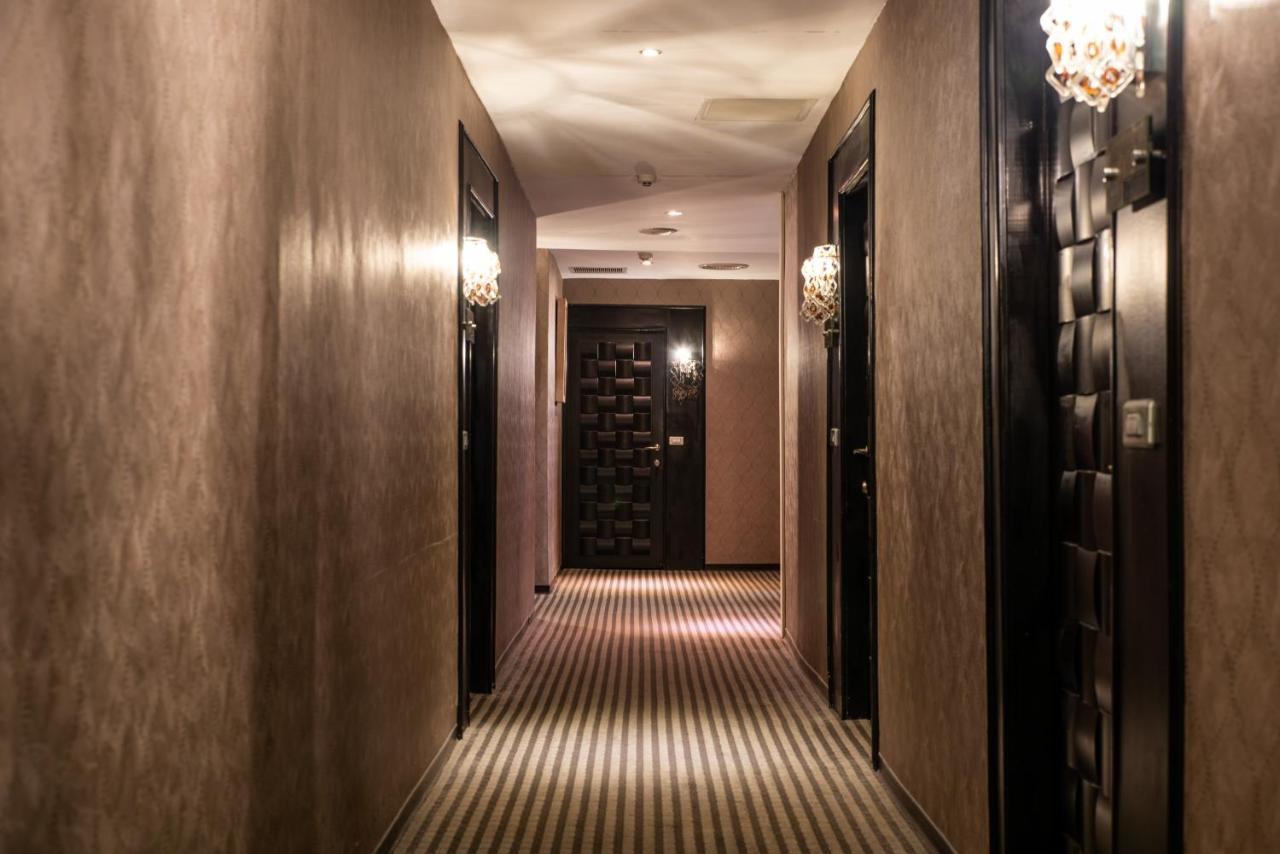 The Riverside Hotel Fashion Kaohsiung Exterior photo